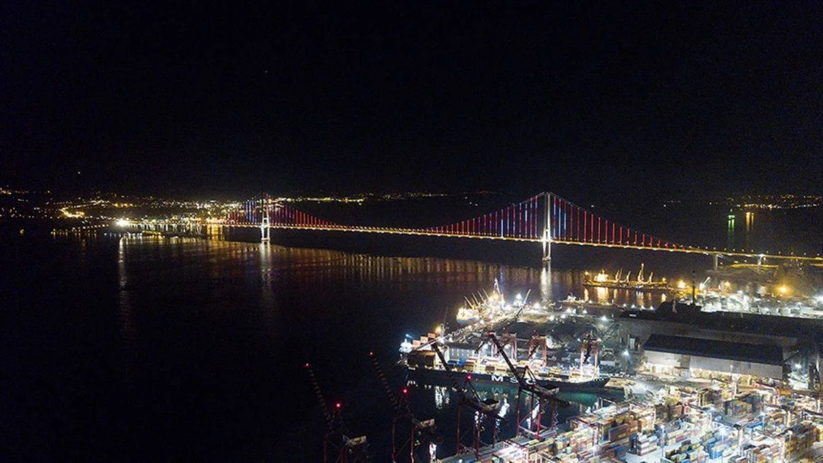 Osmangazi Köprüsü; Yılbaşı gecesi ödenen geçiş ücretleri iade edilecek