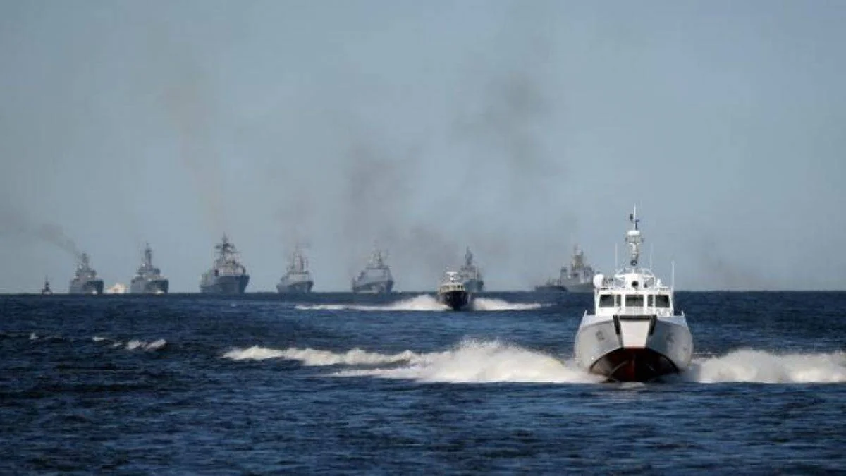 Rus savaş gemileri Karadeniz'de tatbikat yapacak