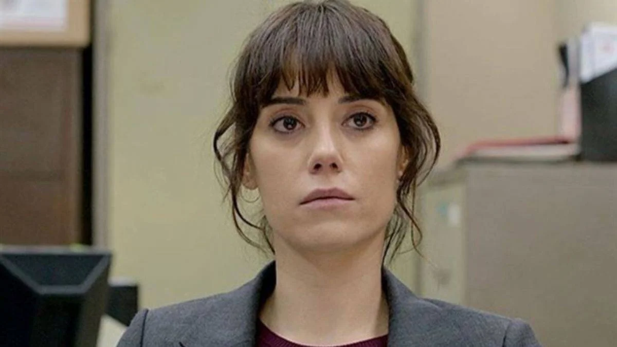 Sadakatsiz dizisinin konusu nedir? Sadakatsiz Asya (Cansu Dere) kimdir?