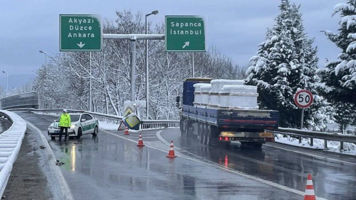 Sakarya'dan İstanbul'a giriş yasak mı? Araçla Anadolu'dan (Sakarya-İzmit-Kocaeli) İstanbul'a giriş yasak mı?