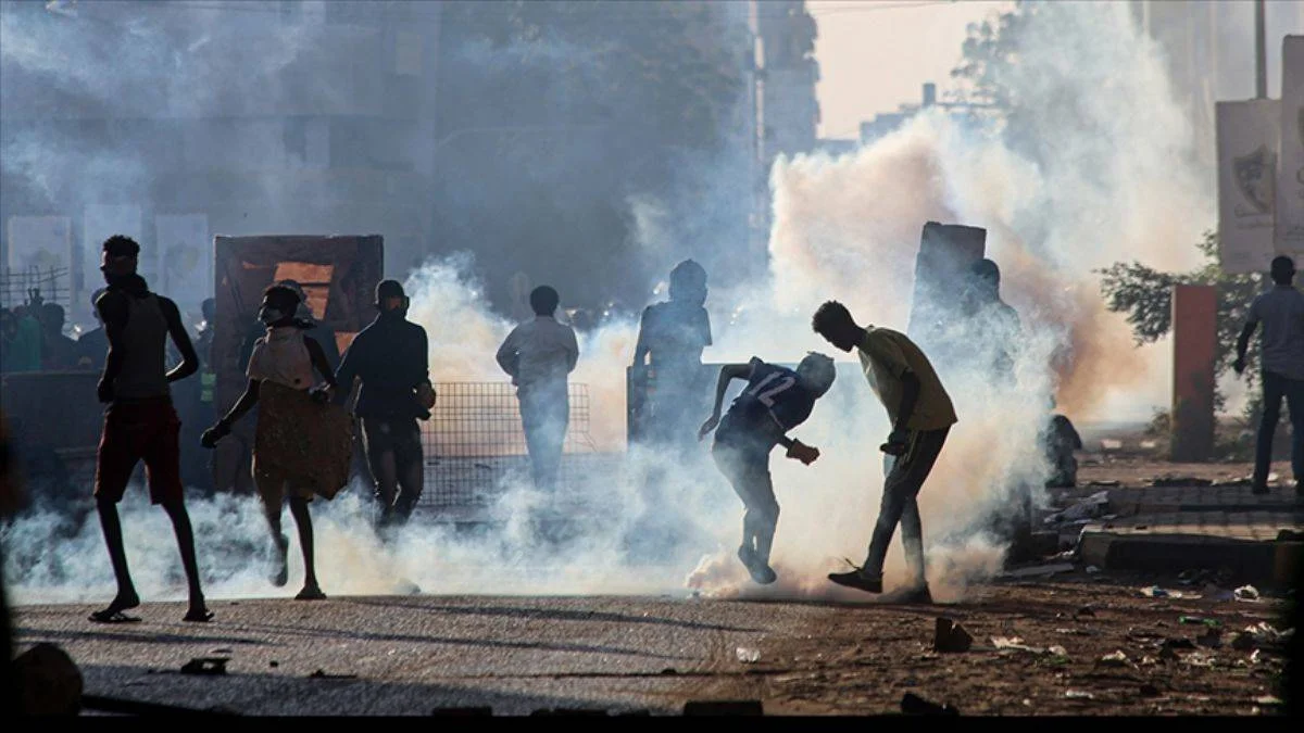 Sudan'da askeri yönetim karşıtı protesto gösterilerinde ölenlerin sayısı 54'e yükseldi