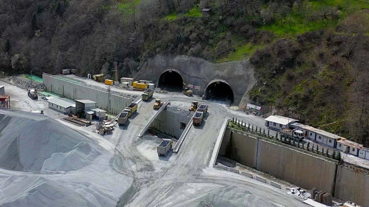 Yeni Zigana Tüneli'nde ışık yarın görünecek