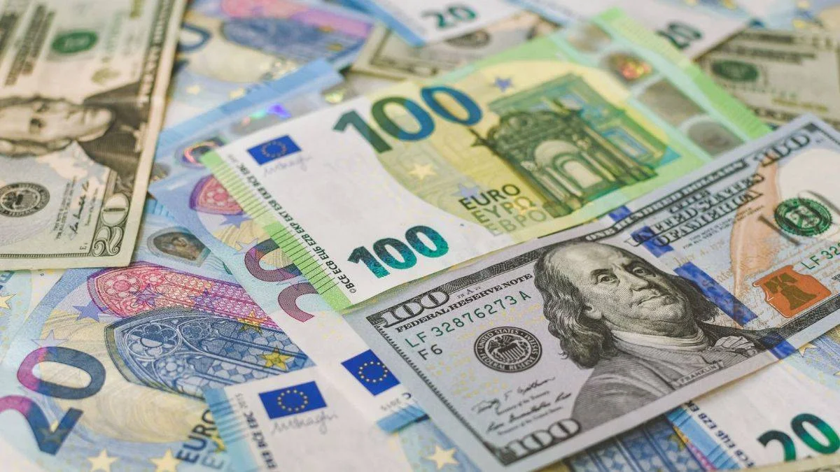 AB: Yüksek enflasyon uzun sürecek