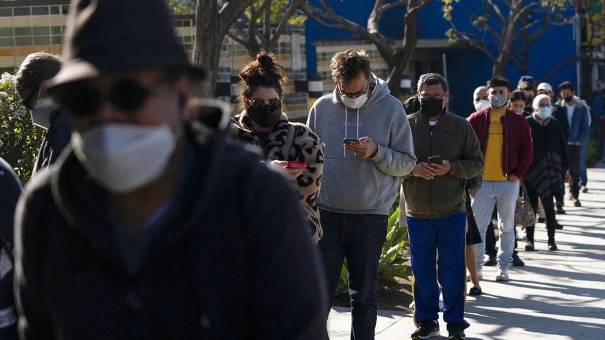 ABD'de araştırma: 'Omicron'a özel aşılar boşuna'