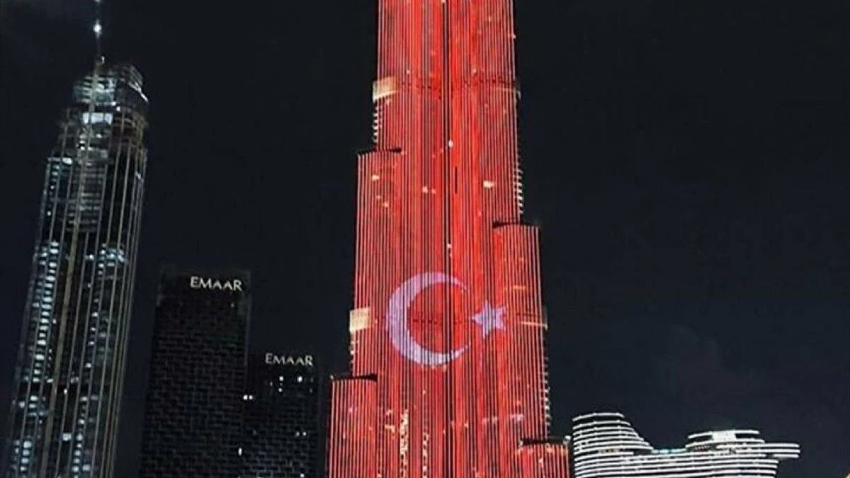 BAE'den Türk bayrağı jesti