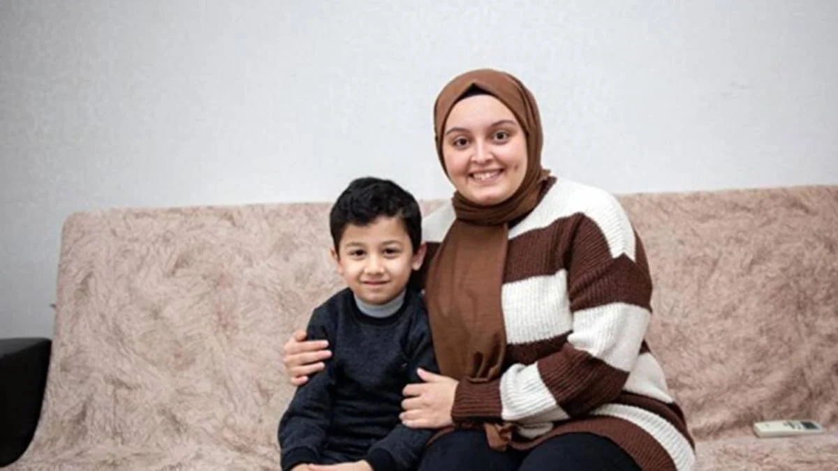 Dilara Kuş kimdir? Dilara öğretmen görevden mi alındı?