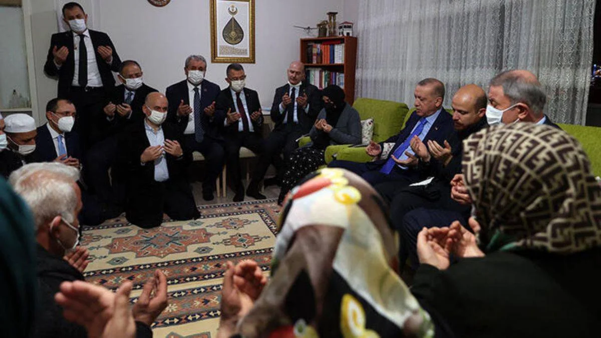 Erdoğan'dan şehit Hayrettin Eren'in ailesine taziye ziyareti