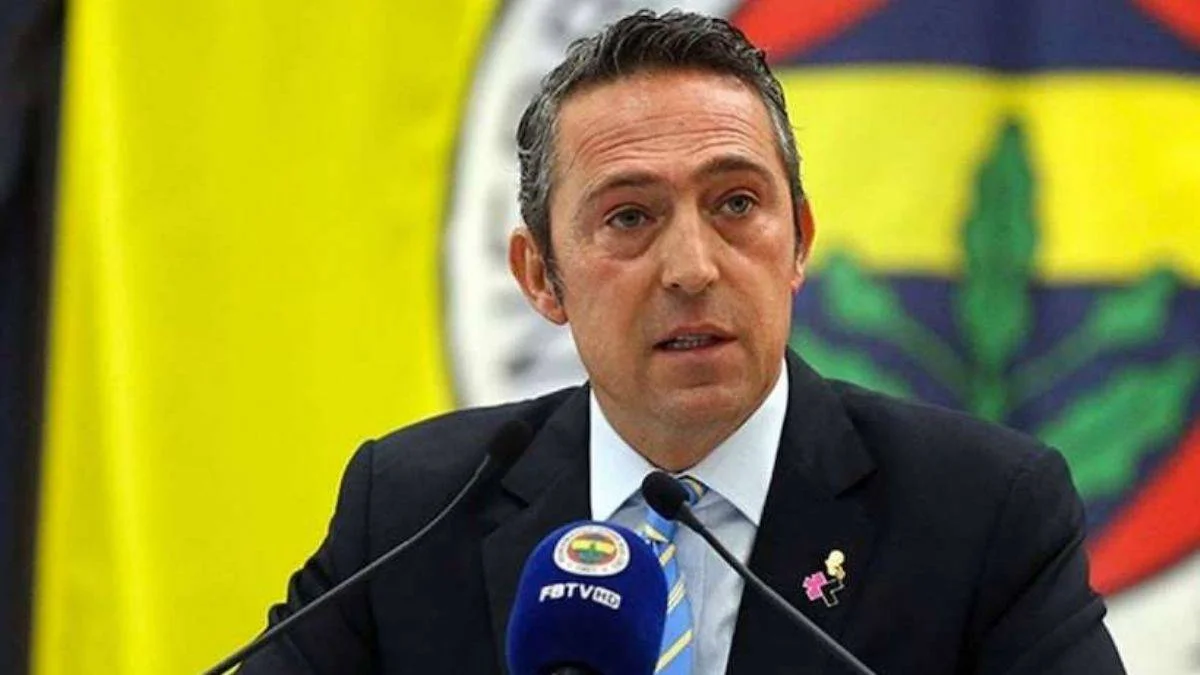 Fenerbahçeli taraftarlardan Ali Koç'a büyük tepki: 'Bırak git'