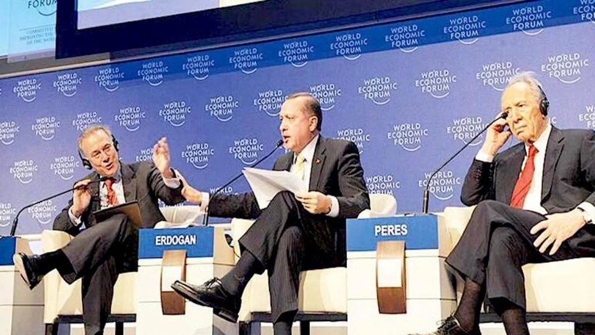 'FETÖ, 'One minute' çıkışı sonrası ihanet hançerini 10 yıl önce çekti'