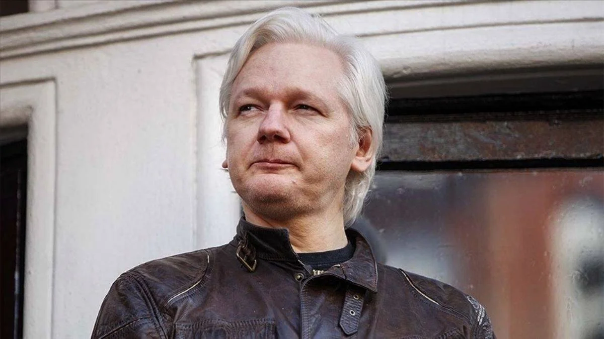 Fransa'dan Assange'a ret
