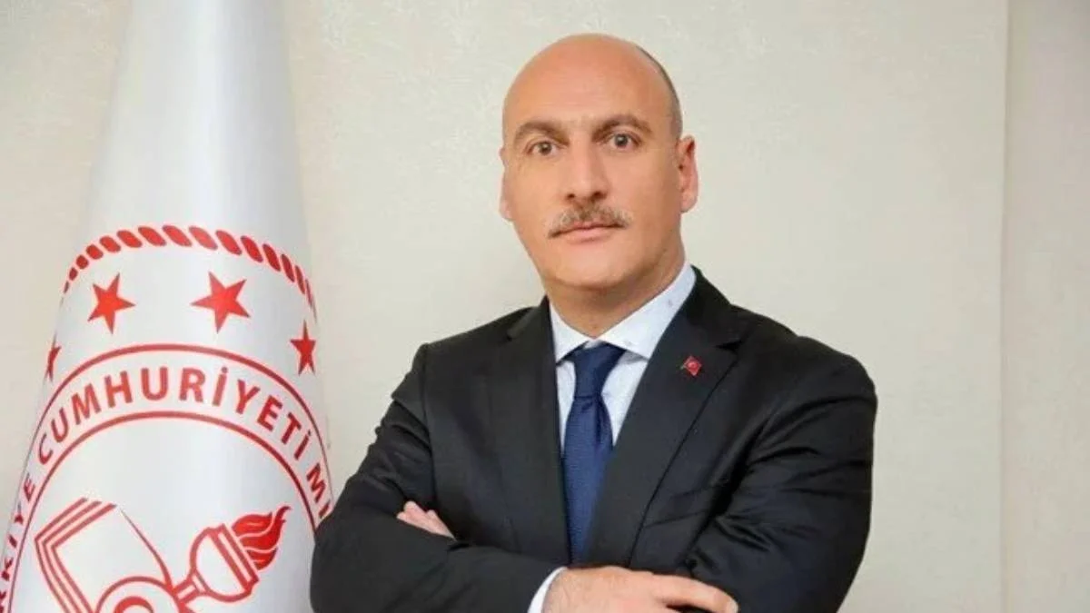 Hakan Cırıt kimdir? Hakan Cırıt neden görevden alındı?