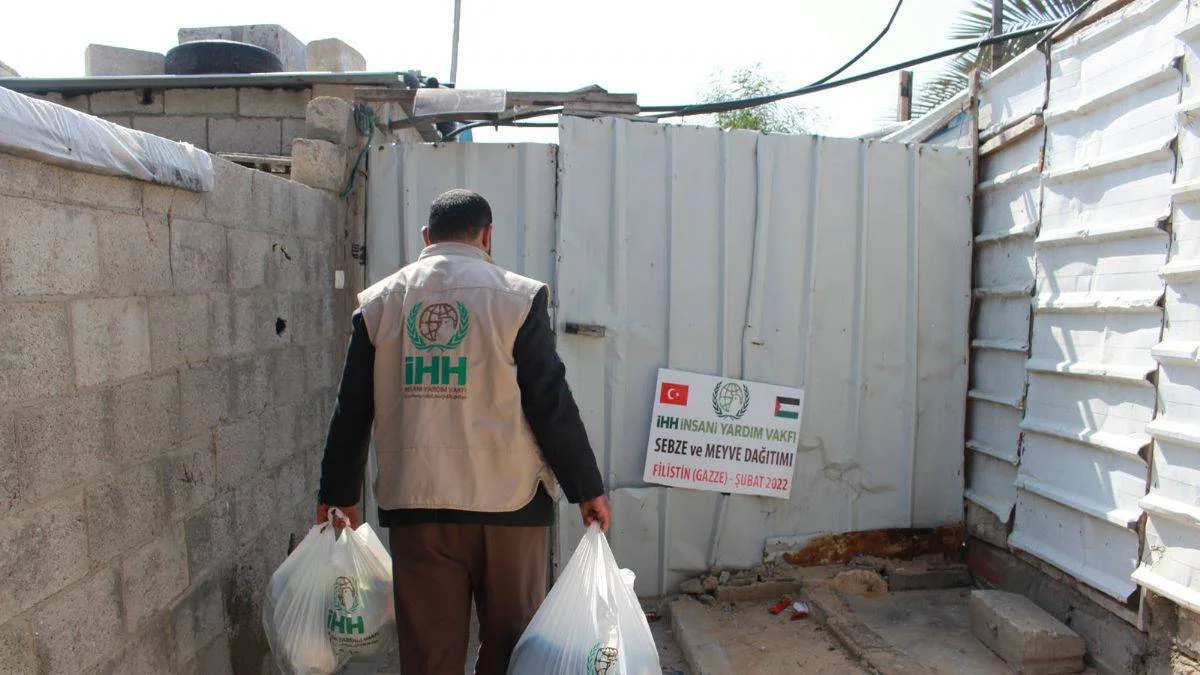 İHH'dan Gazze'deki 10 hastaneye destek