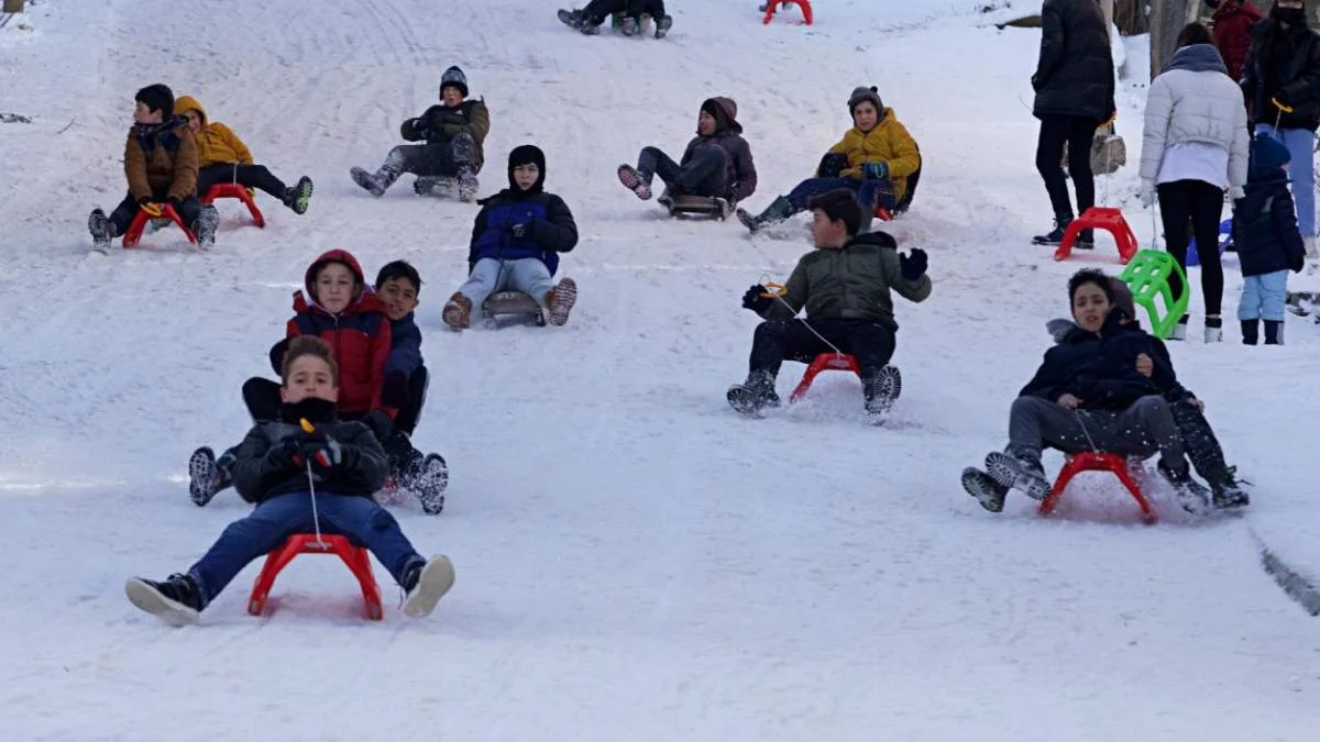Karaman'da yarın okullar tatil mi? Karaman-Tokat 10 Şubat Perşembe okullar tatil edildi mi?