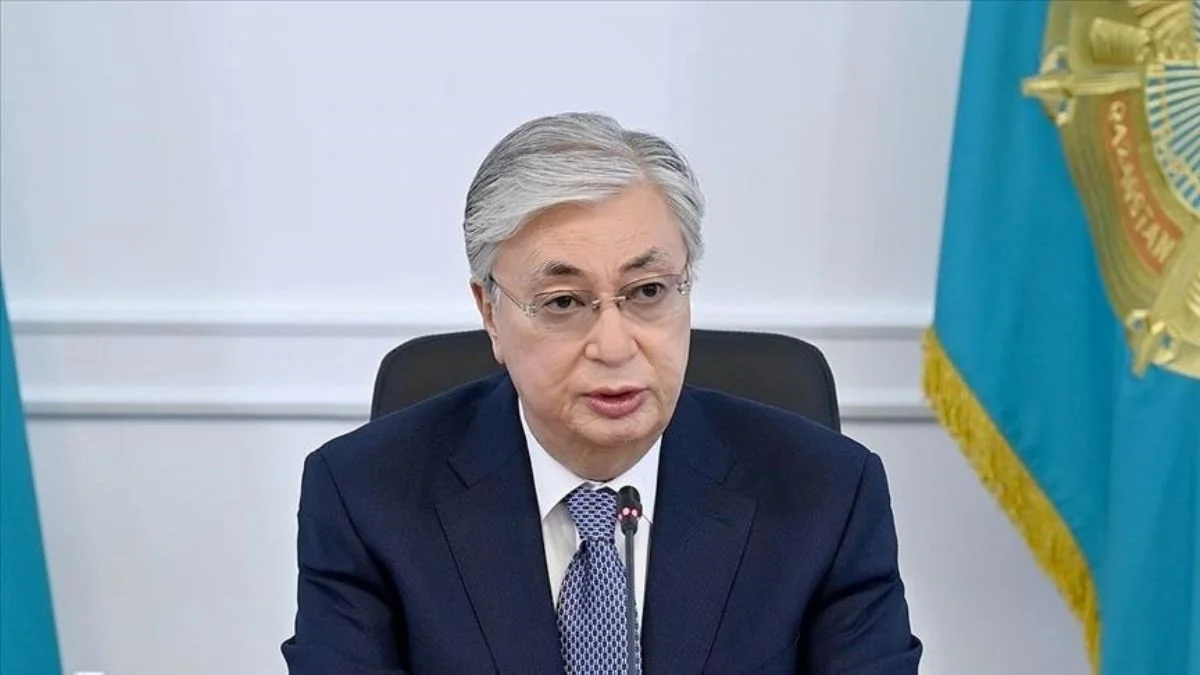 Kazakistan'da Nazarbayev'in siyasi yetkileri resmen kaldırıldı