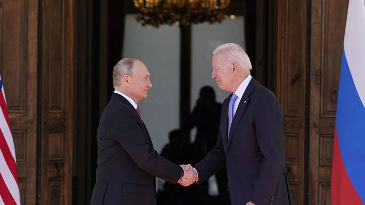 Macron araya girdi: Putin ile Biden'dan yanıt gecikmedi