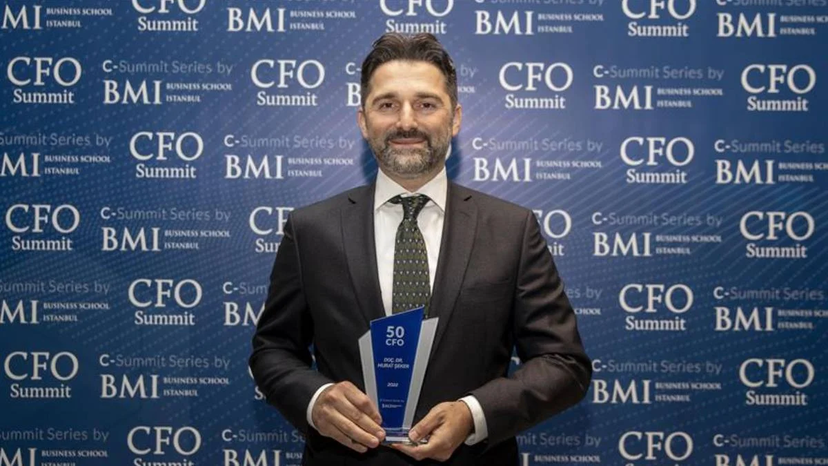 Murat Şeker kimdir? THY Yönetim Kurulu Üyesi Murat Şeker Türkiye'nin en başarılı 50 CFO'su arasında