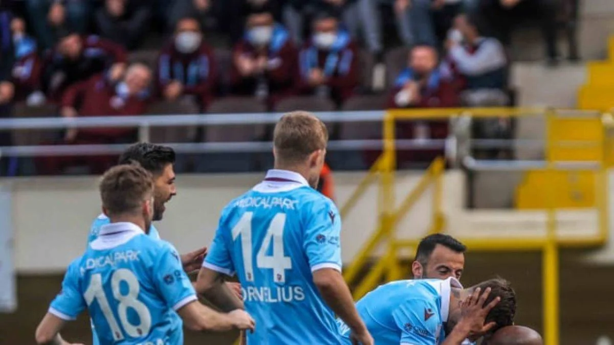 Onur Nizamoğlu, Alanyaspor - Trabzonspor maçını değerlendirdi: Şah mat