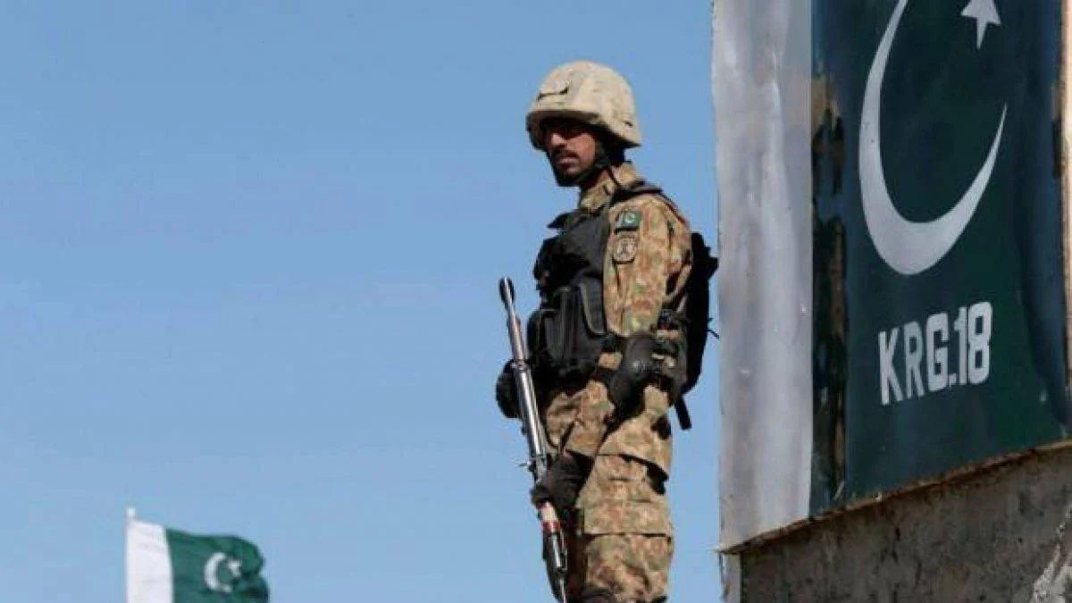 Pakistan'da çatışma: 1 asker öldü