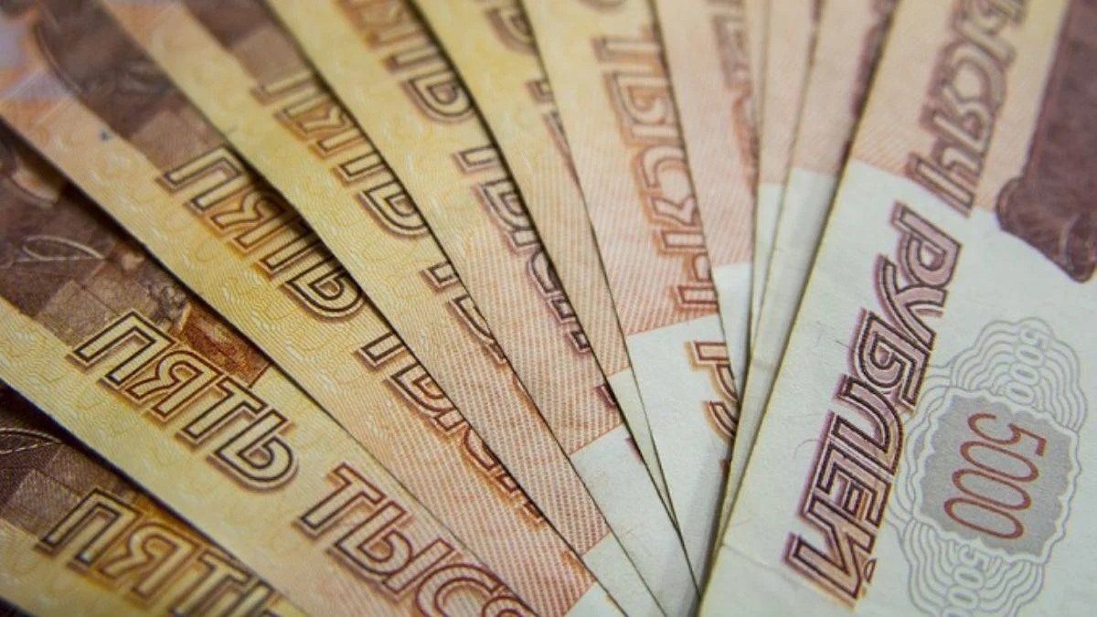 Rus rublesi tekrar düşüşe geçti