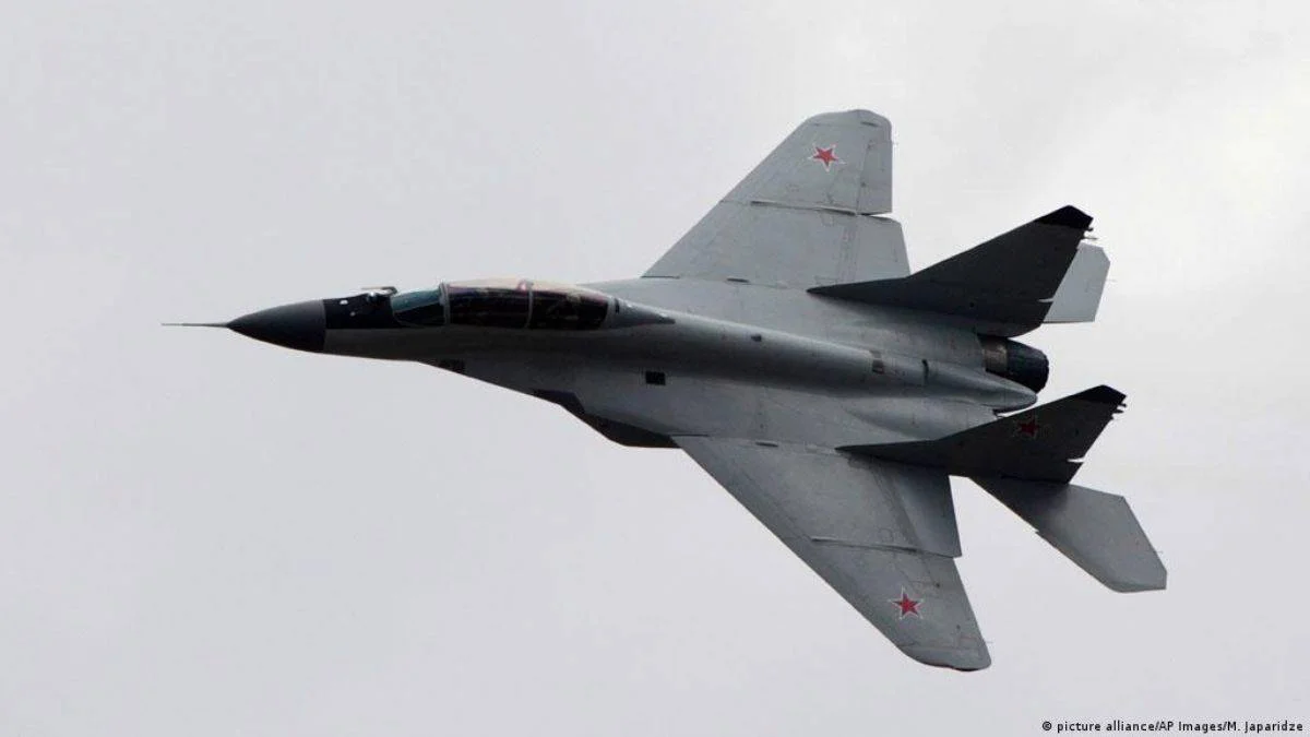 Rus uçakları ABD keşif uçaklarına önleme yaptı