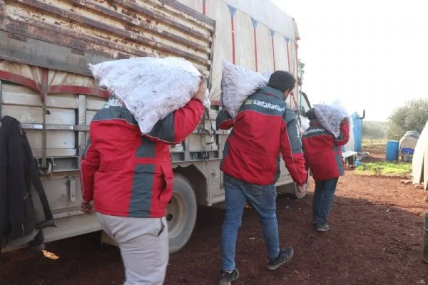 Sadakataşı'ndan İdlib'e kış yardımı