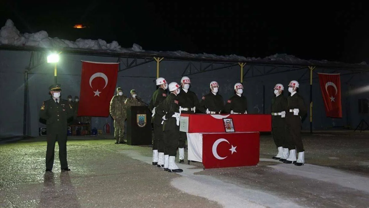 Şırnak'ta şehit olan askerin cenazesi Eskişehir'e uğurlandı