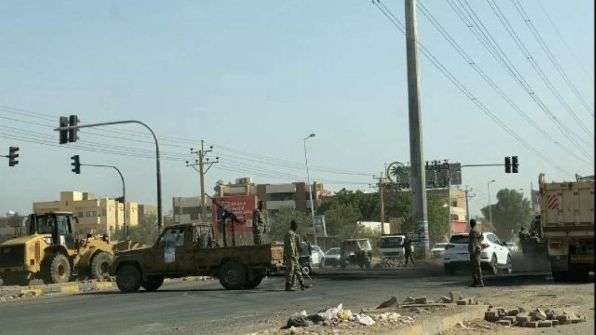Sudan'da eski iktidar koalisyonunun üst düzey isimleri gözaltına alındı