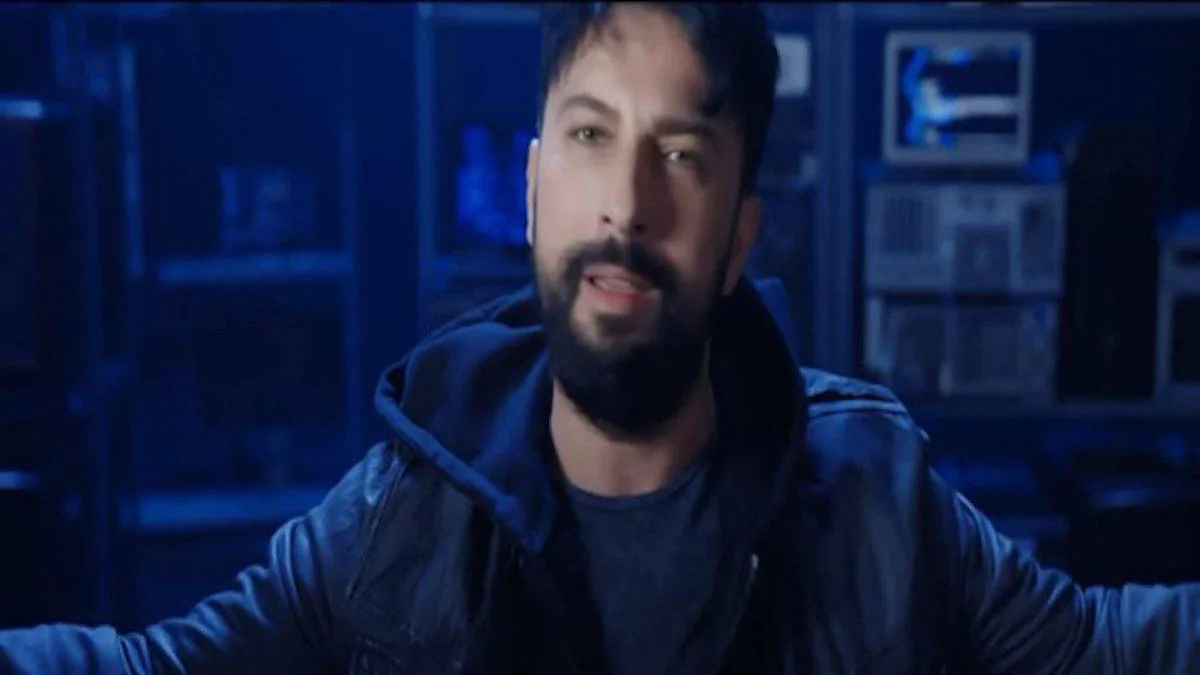Tarkan 'Geççek' şarkısını neden yazdığını ilk kez açıkladı