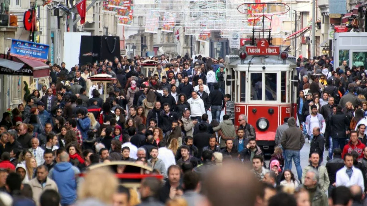Türkiye nüfusu açıklandı mı? Türkiye'de kaç kişi yaşıyor? Türkiye nüfusu kaç kişi?