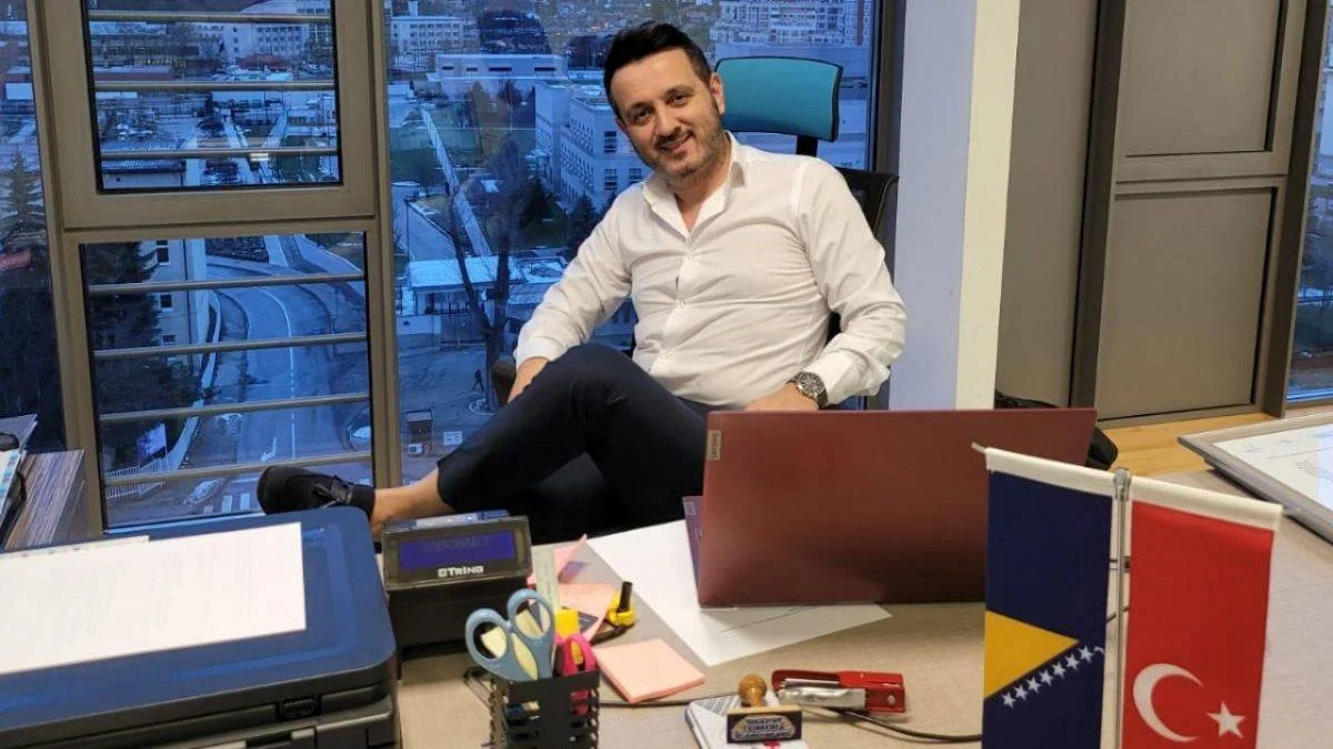 Uğur Öztürk Kimdir? Uğur Öztürk'ün Kariyer Hayatı