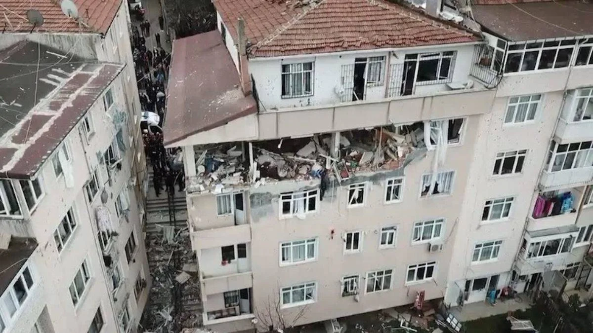 Üsküdar'da patlama: Yaralılar var