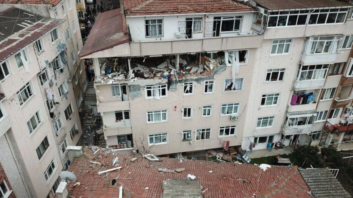 Üsküdar'da patlamamı oldu? Üsküdar'da doğal gaz mı patladı?