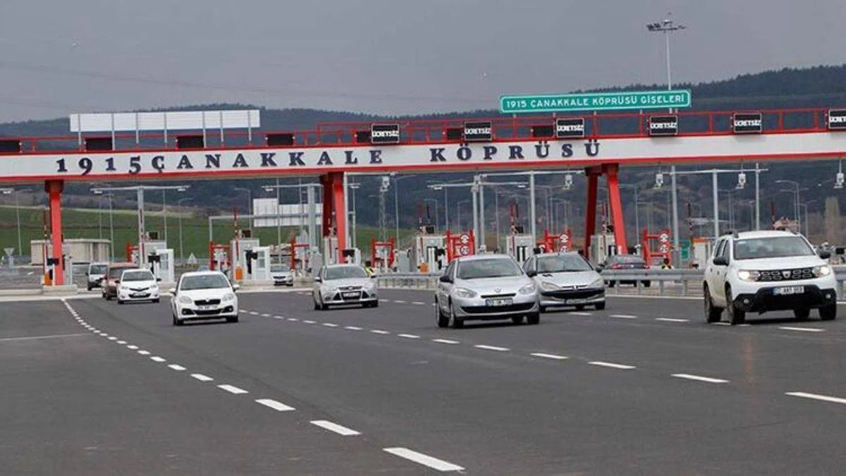 15 saat feribot bekliyorlardı, 5 dakikada geçiliyor