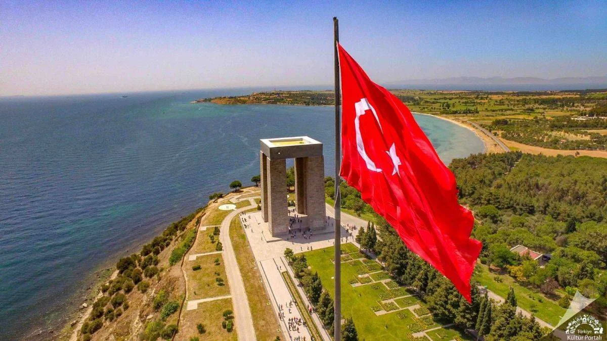 18 Mart 2022 resmi tatil mi? 18 Mart Çanakkale Zaferi okullar, bankalar, kargolar tatil mi? 18 Mart Valilik açıklaması