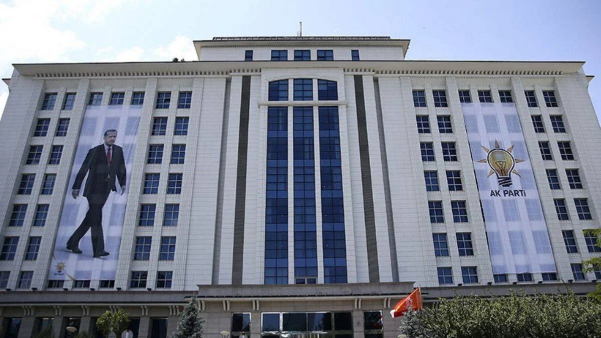 AK Parti'den belediyelere 'ramazan' genelgesi: Lüks iftar sofralarından uzak durun!