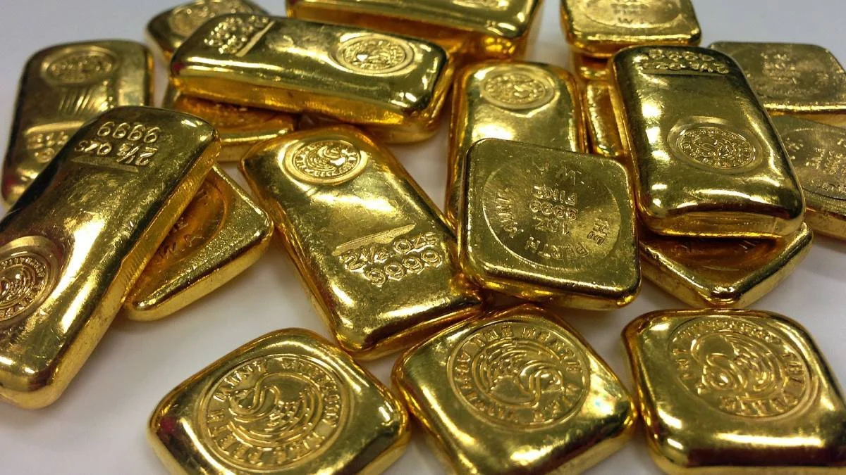 Altın yükselmeye devam eder mi? Gram altın Nisan'da ne olur? Altın düşer mi, artar mı? Altın alınır mı?