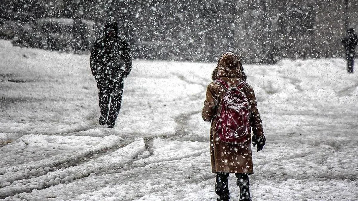 Ankara'da yarın (11 Mart Cuma) okullar tatil mi? Ankara Valiliği açıklama yaptı mı? Ankara'da 11 Mart okullar tatil edildi mi?