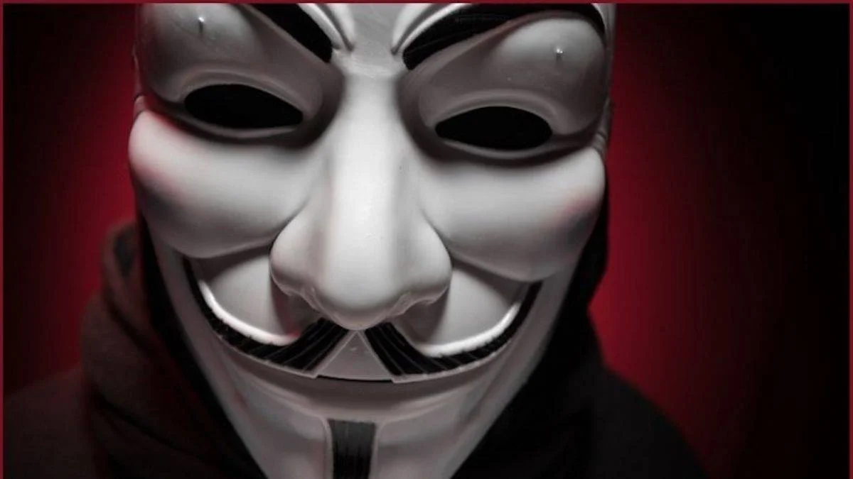 Anonymous: Rus medeniyetine değil, Putin'e karşıyız