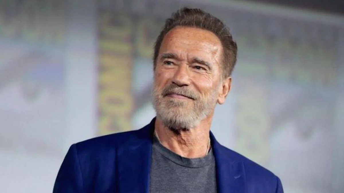 Arnold Schwarzenegger'den Rus halkına çağrı