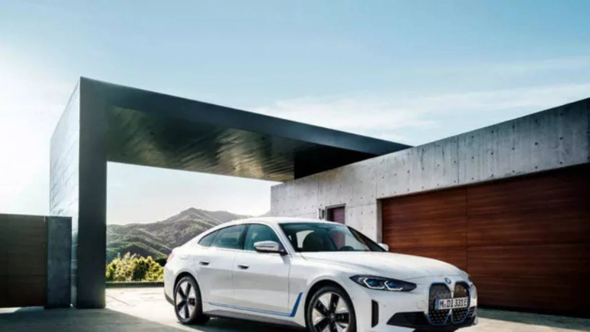 BMW i4'ün özellikleri ortaya çıktı: Tamamen elektrikli BMW i4'ün Türkiye fiyatı ne kadar? I BMW i4 özellikleri neler?