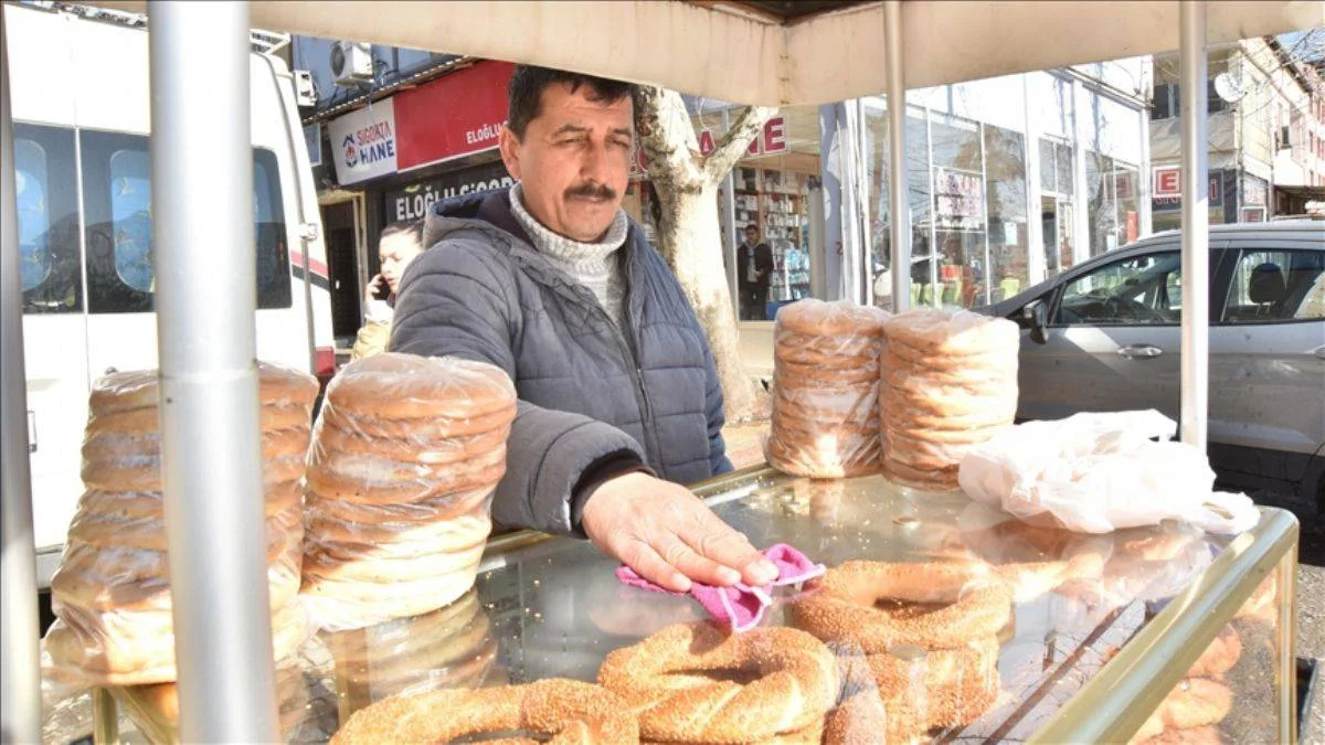 Bulduğu altınları sahibine ulaştırdı