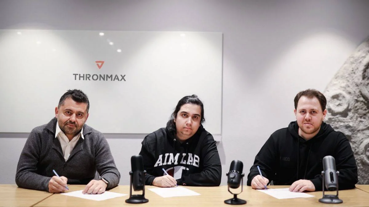 Dünya Şampiyonu cNed, Thronmax Markasını Tercih Etti!