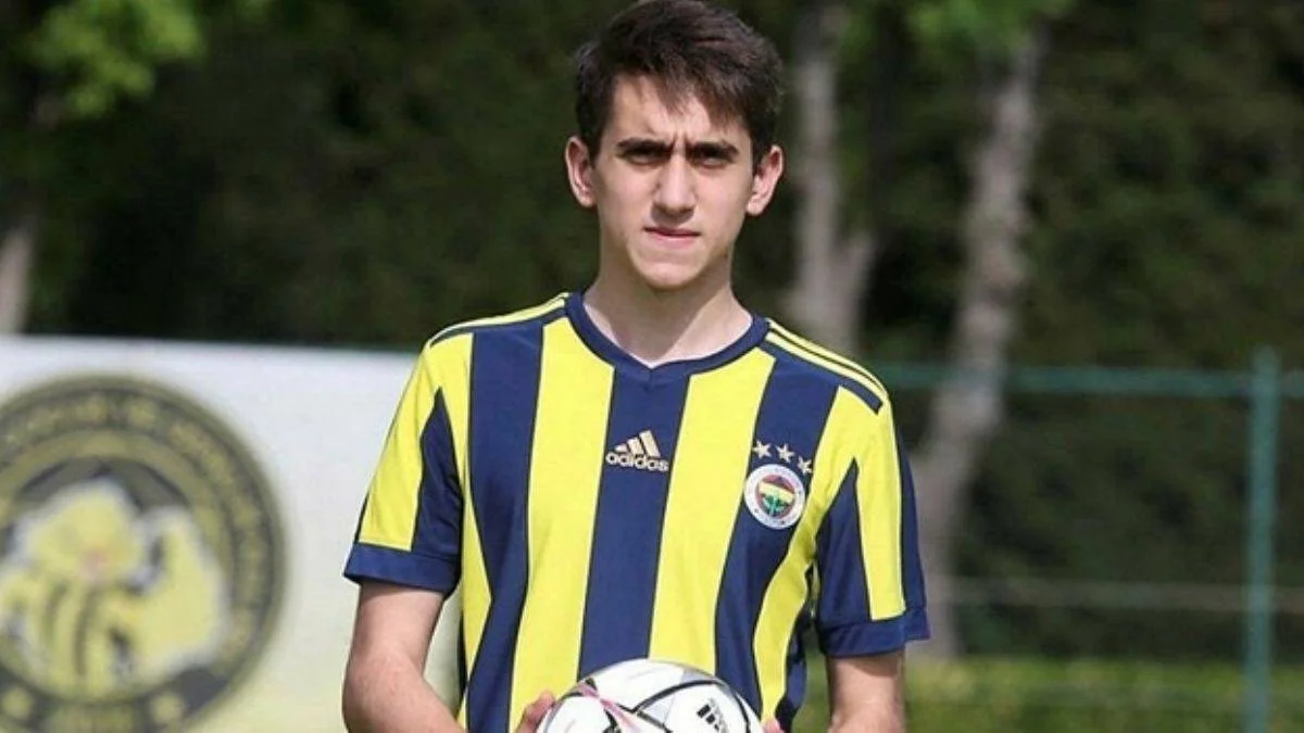 Fenerbahçe, 6 genç futbolcusuyla sözleşme imzalıyor