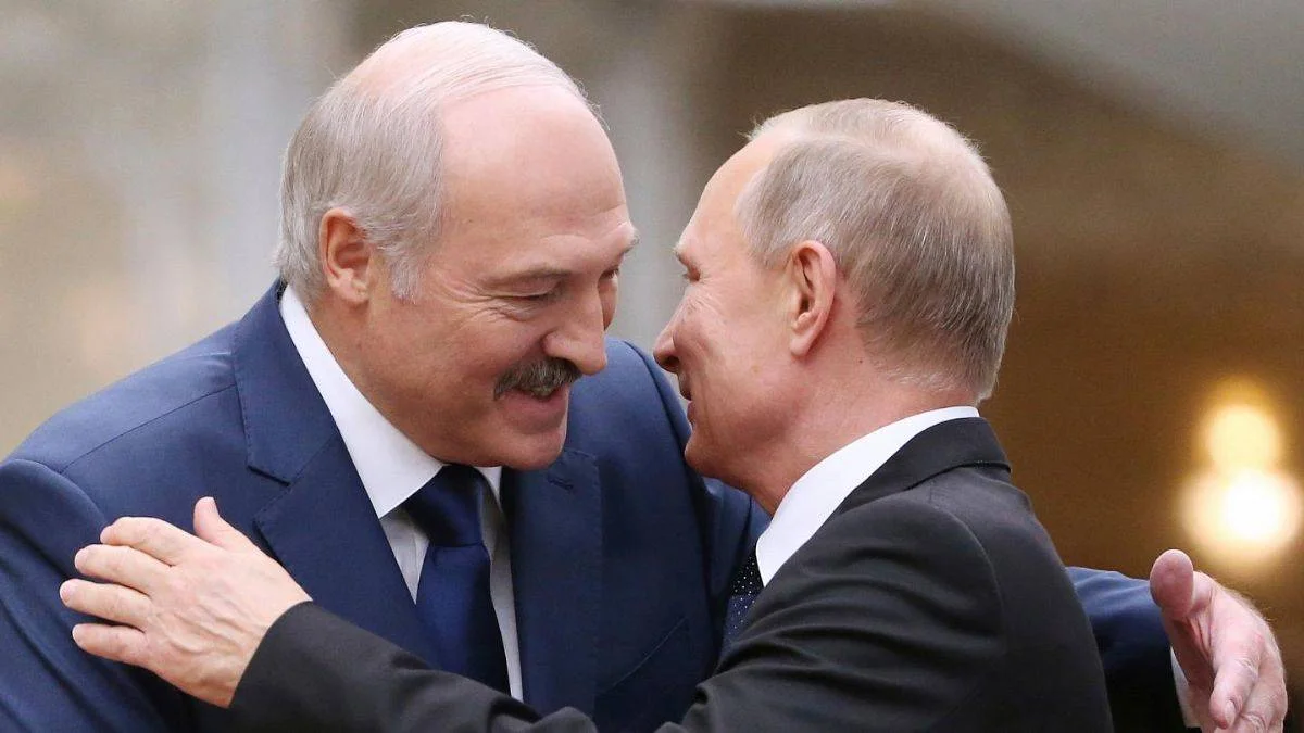 İngiltere: 'Belarus, Putin'e yardımın bedelini ödeyecek'