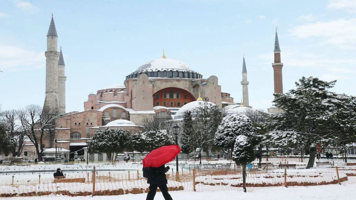 İstanbul'da kar yağışı ne kadar sürecek? İşte Meteoroloji'nin son tahminleri