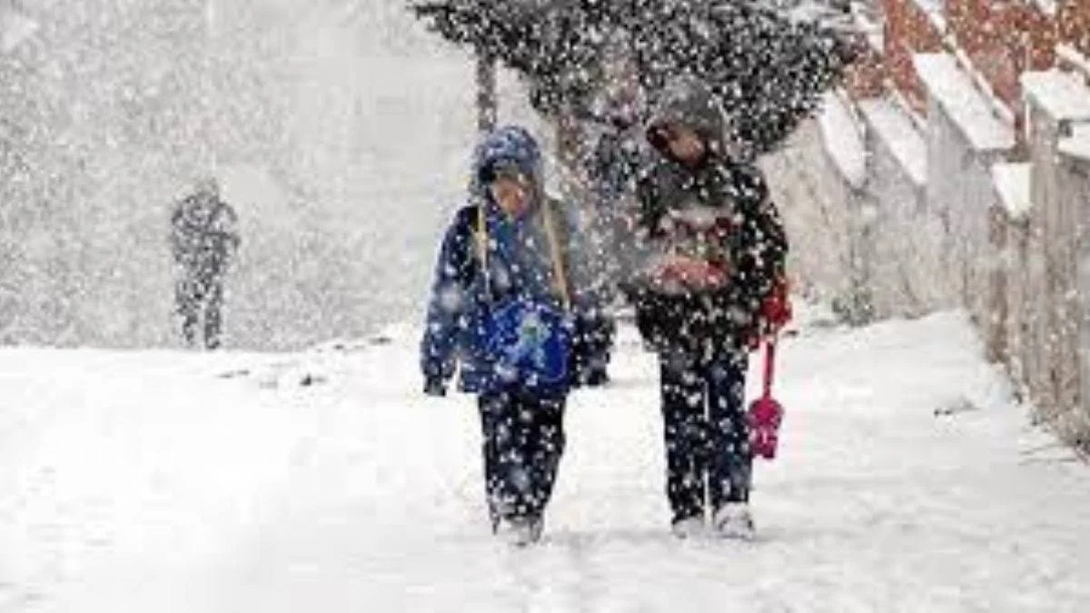 İstanbul'da okullar tatil edildi