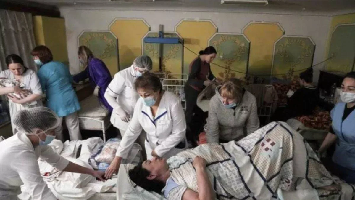 Kızılhaç Ukrayna: Mariupol'de içecek su yok, market ve eczaneler yağmalandı