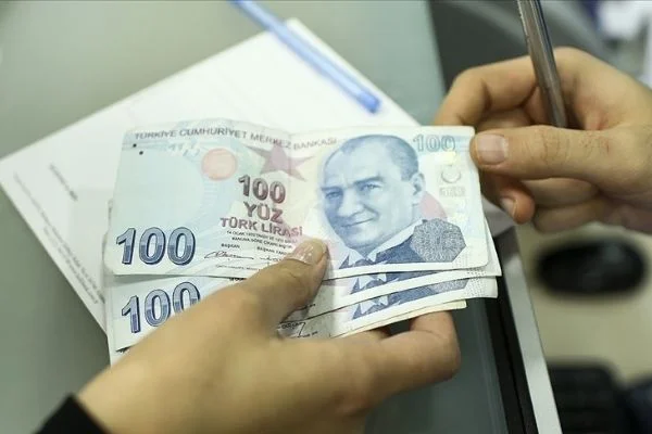 Kovid-19 salgınında zarar gören 1 milyon 288 bin esnafa gelir kaybı ve kira desteği sağlandı