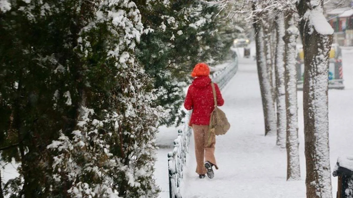 Meteorolojiden yoğun kar ve fırtına uyarısı