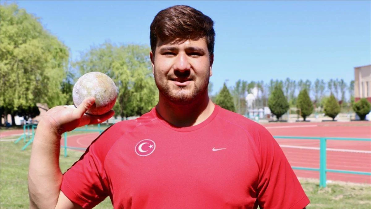 Milli sporcu Alperen Karahan altın madalya kazandı